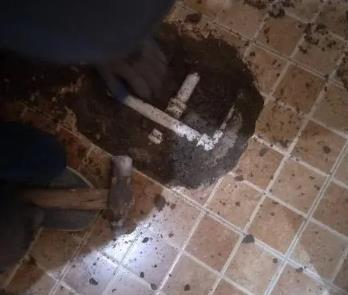 浦城卫生间漏水维修公司为您分享下卫生间渗水如何处理及注意事项